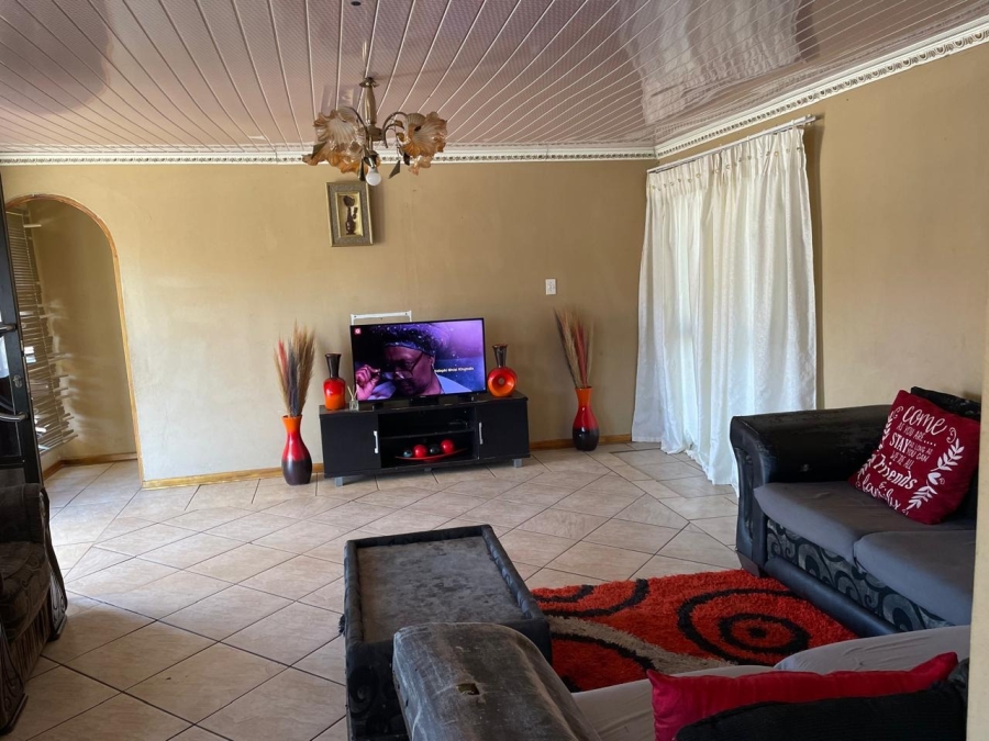 3 Bedroom Property for Sale in Mogwase Unit 5 North West